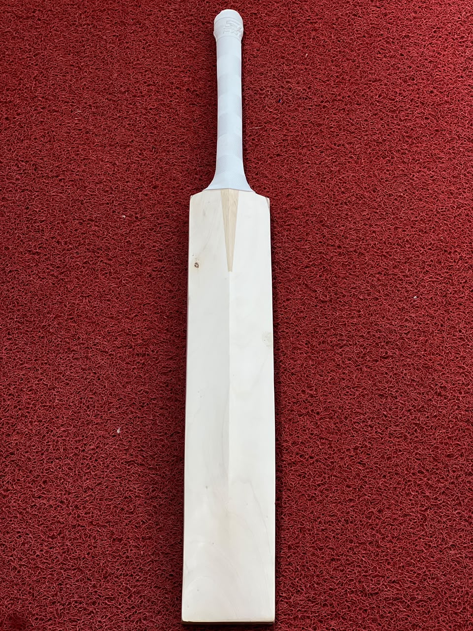 English Willow Rubber Cork Bat for Long Sixes