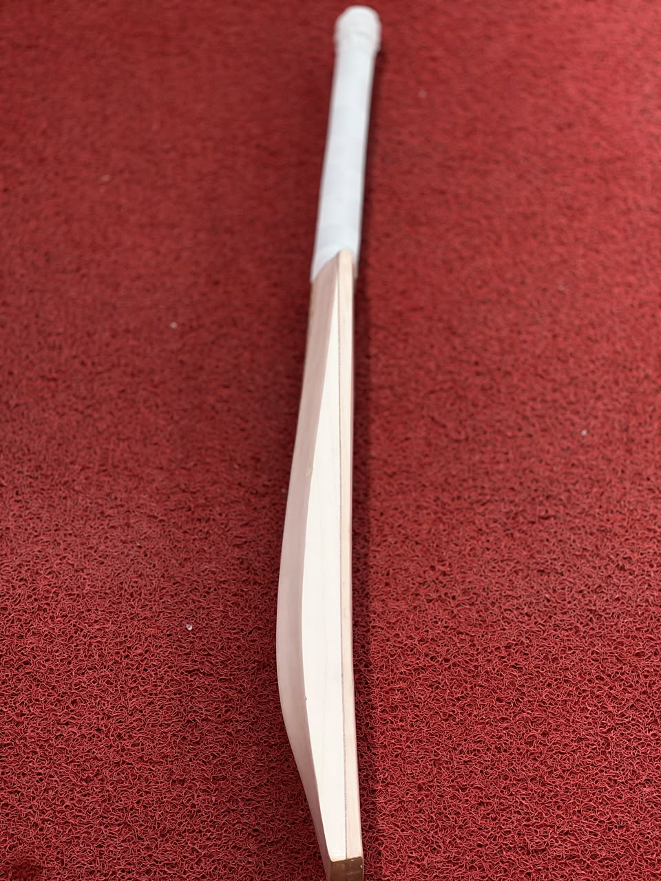 English Willow Rubber Cork Bat for Long Sixes